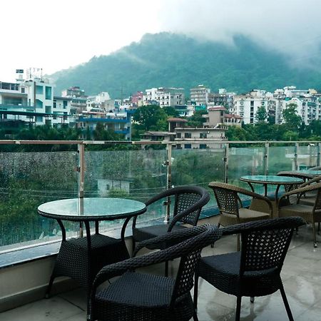 Hotel Lords Valley Rishīkesh Extérieur photo