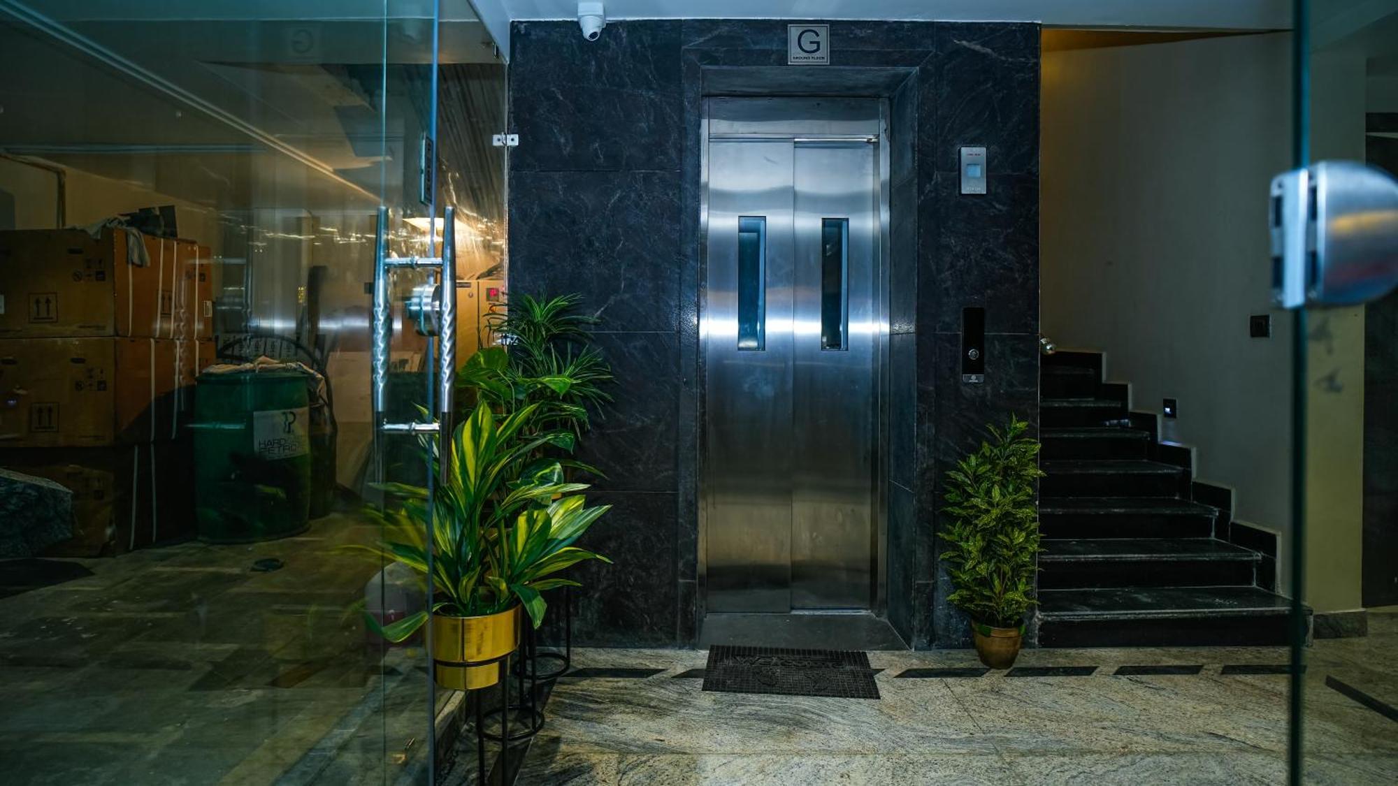 Hotel Lords Valley Rishīkesh Extérieur photo