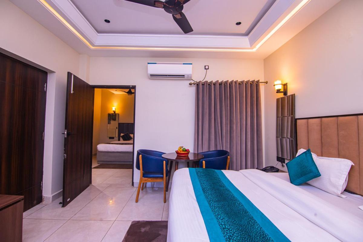 Hotel Lords Valley Rishīkesh Extérieur photo