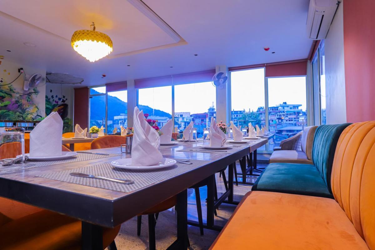 Hotel Lords Valley Rishīkesh Extérieur photo