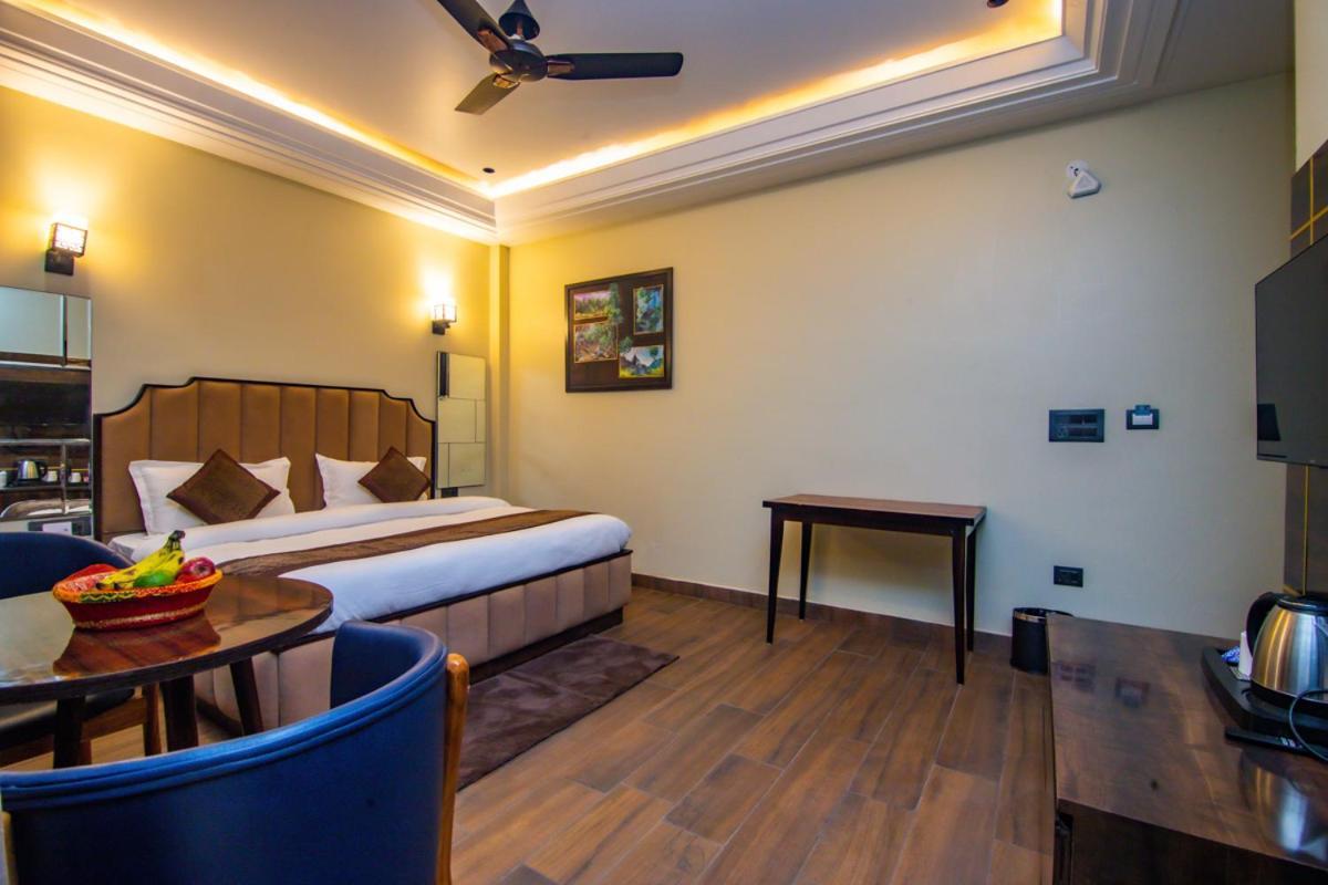 Hotel Lords Valley Rishīkesh Extérieur photo