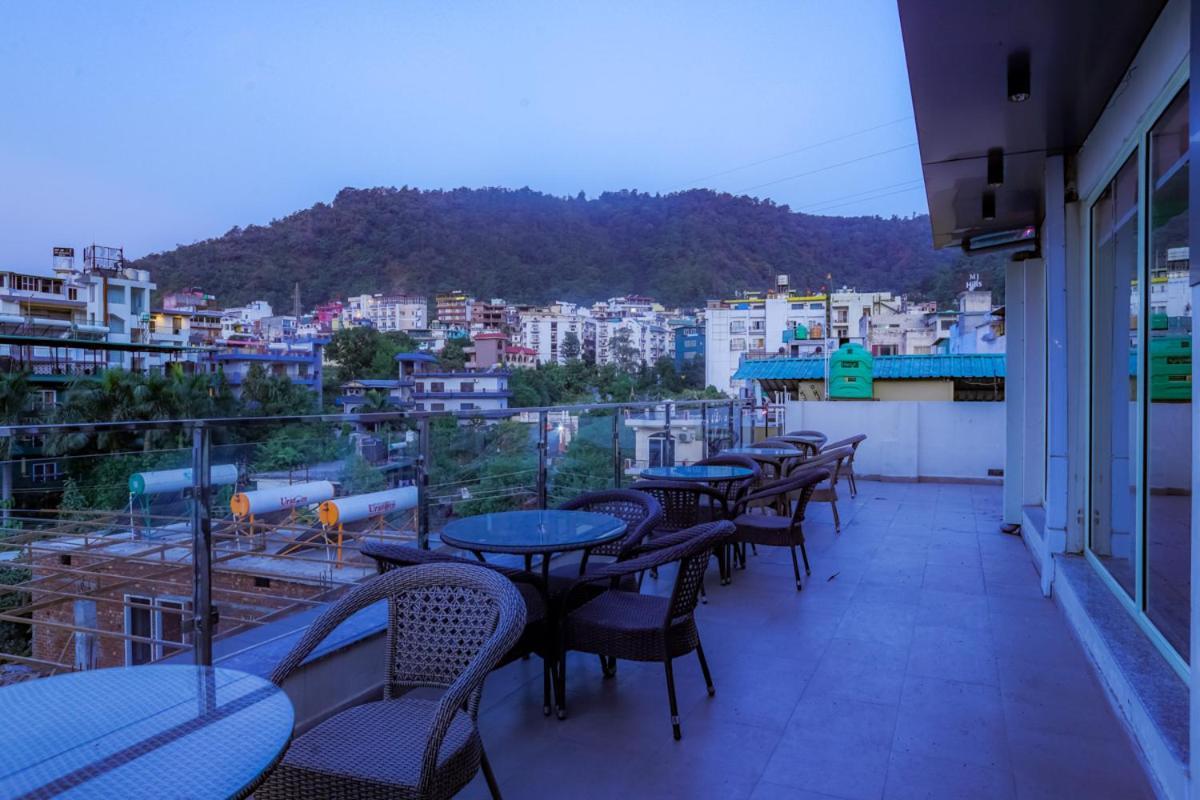Hotel Lords Valley Rishīkesh Extérieur photo